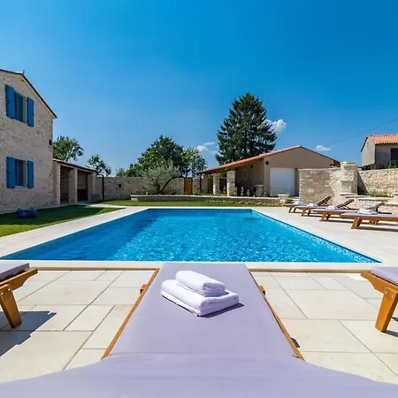Racan Villa